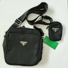 PRADA ブラック ショルダーバッグのサムネイル
