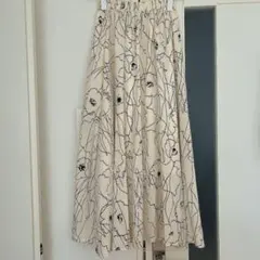 fifth 花柄フレアスカート クリーム色