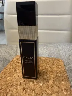 エクシア　エバーラスター ファンデーション　NA201