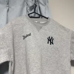MLB ニューヨークヤンキース スウェット グレーのサムネイル