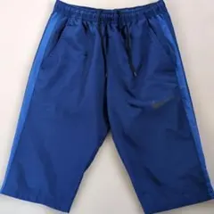 Nike 青 ショートパンツ