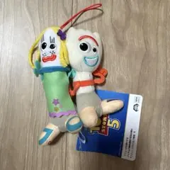 新品 トイ・ストーリー5 ペアマスコット フォーキー＆カレン・ビバリー