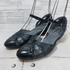 アシックス ペダラ セパレート ストラップ パンプス　ブラック　レザー　エナメル