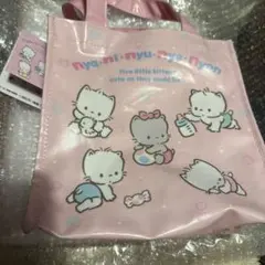 ニャニィニュニェニョン　手提げバッグ　バッグ　トートバッグ