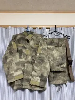 迷彩服 ジャケットとパンツのセットXS＆ベルト付き