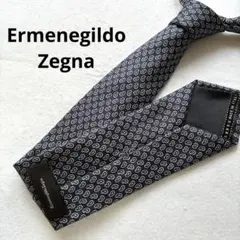美品】ZEGNAネクタイ ペイズリー柄 ジャガード 光沢 シルク 現行 肉厚