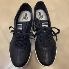 PUMA ネイビー レザー スニーカー