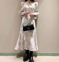 snidel デコルテオープンバリエワンピース