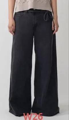 レディース　Levi's XL スーパーワイドジーンズ ブラック　サイズW26