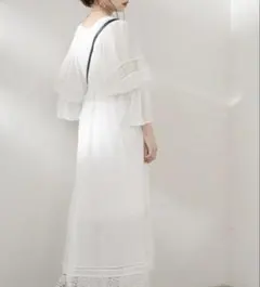 未使用品⭐️ chico 袖レース楊柳2wayフレアホワイトワンピース