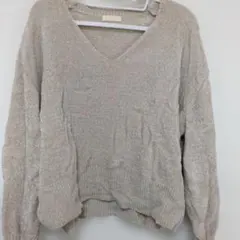 アースミュージックアンドエコロジー　ニット　モールニット　ナチュラル