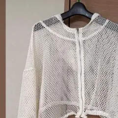 ホワイトメッシュジップアップカーディガン