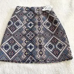 新品　定価4900円　LOWRYS FARM アソート柄ミニスカート　サイズＬ