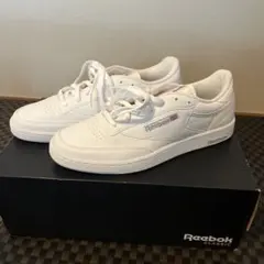 Reebok Classic ホワイトスニーカー