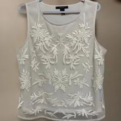 FOREVER 21 花柄刺繍 タンクトップ ホワイト Sのサムネイル