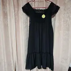 レース付きオフショルダーミニワンピース 黒