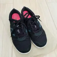 トレーニングシューズ スニーカー