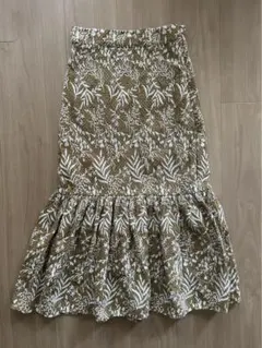 ZARA 刺繍スカート