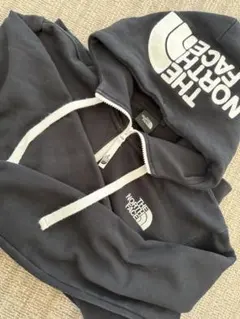 ノースフェイスパーカー