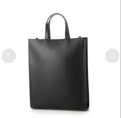 【新品】RIPANI/リパーニ　チェーンストラップレザーバッグ 　46,200円のサムネイル
