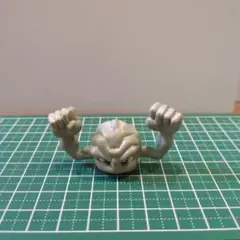 ポケモン　モンコレ　イシツブテ