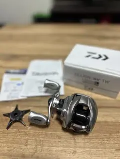 未使用　ダイワ　ジリオンＳＶＴＷ　１０００ＨＬ　付属品すべてあり DAIWA（釣り） ダイワ ベイトリール ジリオン SV TW 1000HL 2021
