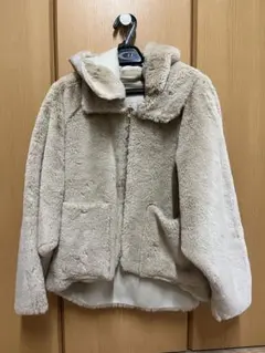 ベージュ ファー フード付きジャケット　リバーシブル