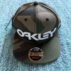 OAKLEY 9FIFTY 迷彩 スナップバックキャップ