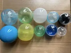 空箱　ガチャガチャ　カプセル