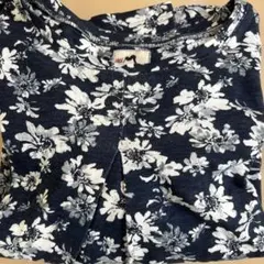 【新品未使用】花柄 長袖ワンピース ネイビーのサムネイル