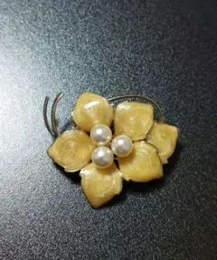 ブローチ　昭和レトロ　ヴィンテージ