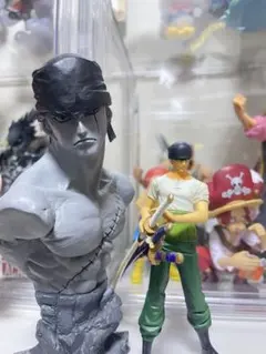 ワンピース　ゾロ　フィギュアのサムネイル