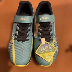 新品⭐︎asics kids LAZERBEAM スニーカー　22.5 幅広