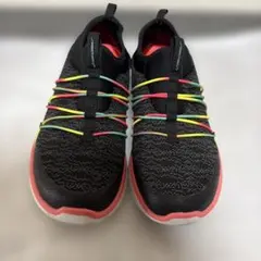 Skechers ブラック/マルチカラー スニーカー