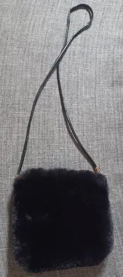 【美品】ブラックファーショルダーバッグ