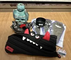 怪しい雑貨のセット