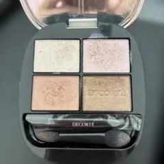 DECORTÉ スキンシャドウデザイニングパレット03 Wisteria