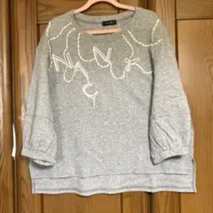 TRUBE グレー 刺繍七部袖スウェット