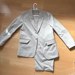 ユニクロ感動ジャケット、パンツ