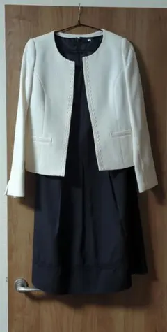 入学式・卒業式スーツ7号★アイボリージャケットとネイビーワンピースのセット