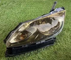フリード ヘッドライト KOITO 100-22838 キセノン HID レべ付 - メルカリ