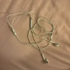 純正　有線イヤホン 3.5mmジャック