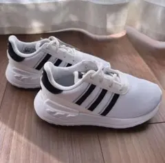 新品 アディダス アディダス キッズスニーカー 16cm