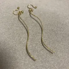 10/24 12時までの出品 　ゴールドライン イヤリング