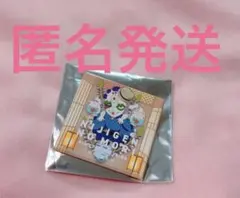 童磨　ピンバッジ 2025年最新】上弦の鬼 ピンバッジの人気アイテム - メルカリ