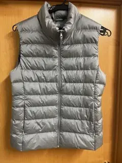 UNIQLO ULTRA LIGHT DOWN ダウンベストレディースM 未使用