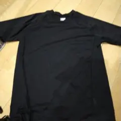 野球　黒 半袖 アンダーシャツ ポリエステル140