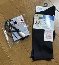 おかだゆりさん くつ下とアクセサリー