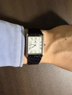 2026年最新】UNIVERSAL GENEVE 文字盤カラー：ホワイト メンズ 手巻き