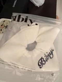 Bibiy. ホワイトリボンヘアゴム　新品未使用品